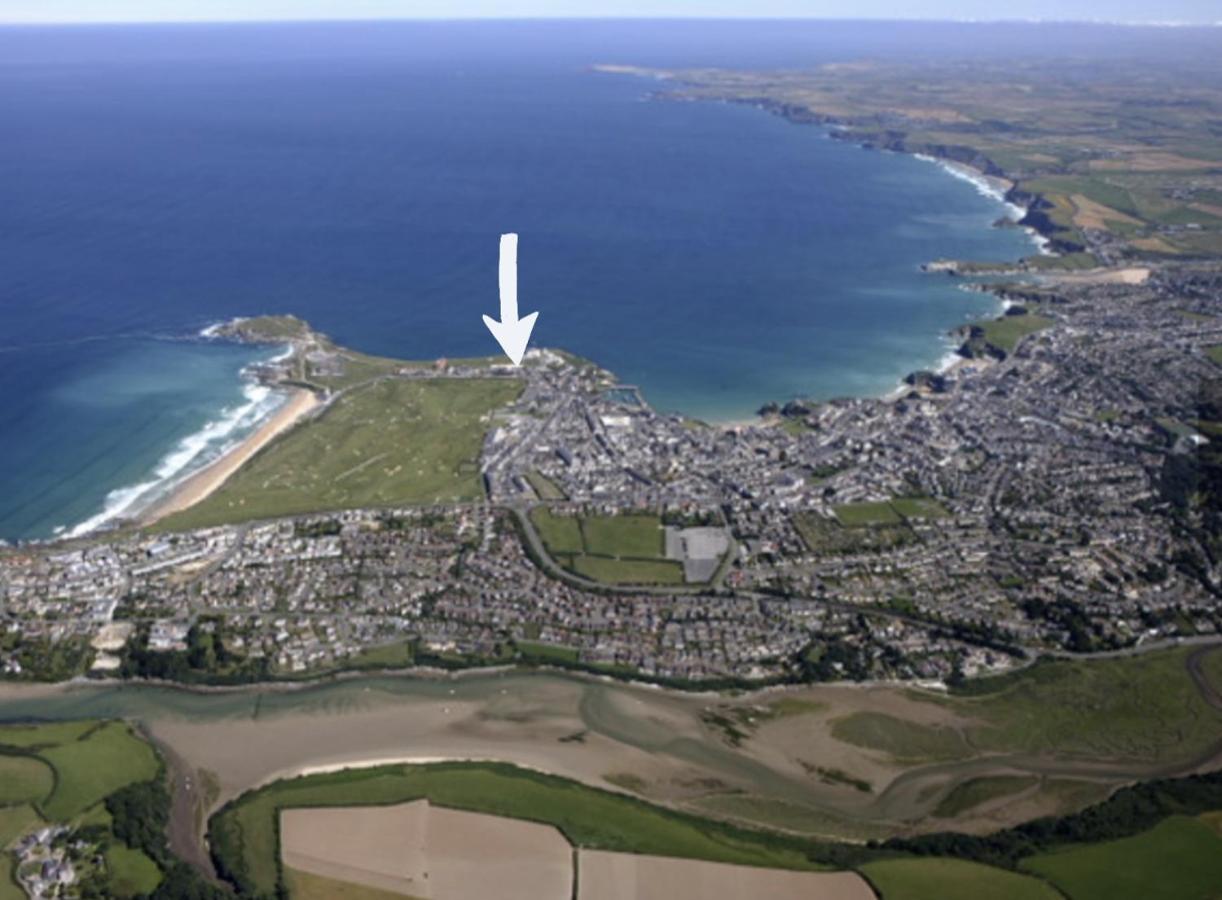 Apartment 100M From Fistral Beach- Underground Parking-Surf Shower & Locker- Sleeps 6 นิวคีย์ ภายนอก รูปภาพ